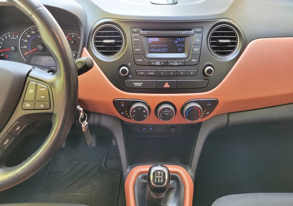 Hyundai i10 cena 34900 przebieg: 75380, rok produkcji 2015 z Warszawa małe 529